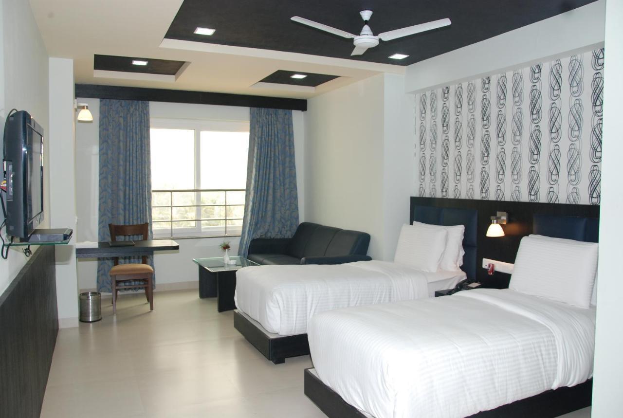 Pride Ananya Resorts Пури Номер фото
